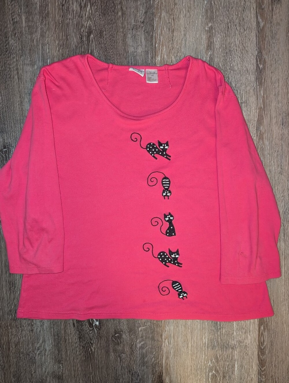 Vintage Embroidered Cat Pink Long Sleeve